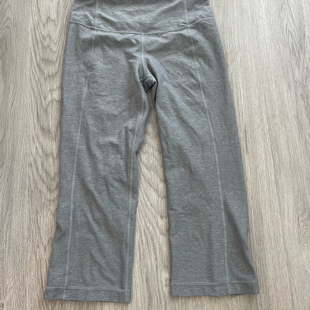 lululemon athletica Gray Capri Leggings